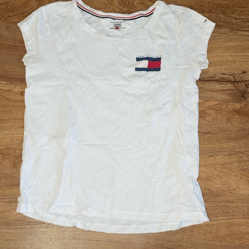 White Tommy Hilfiger T-shirt